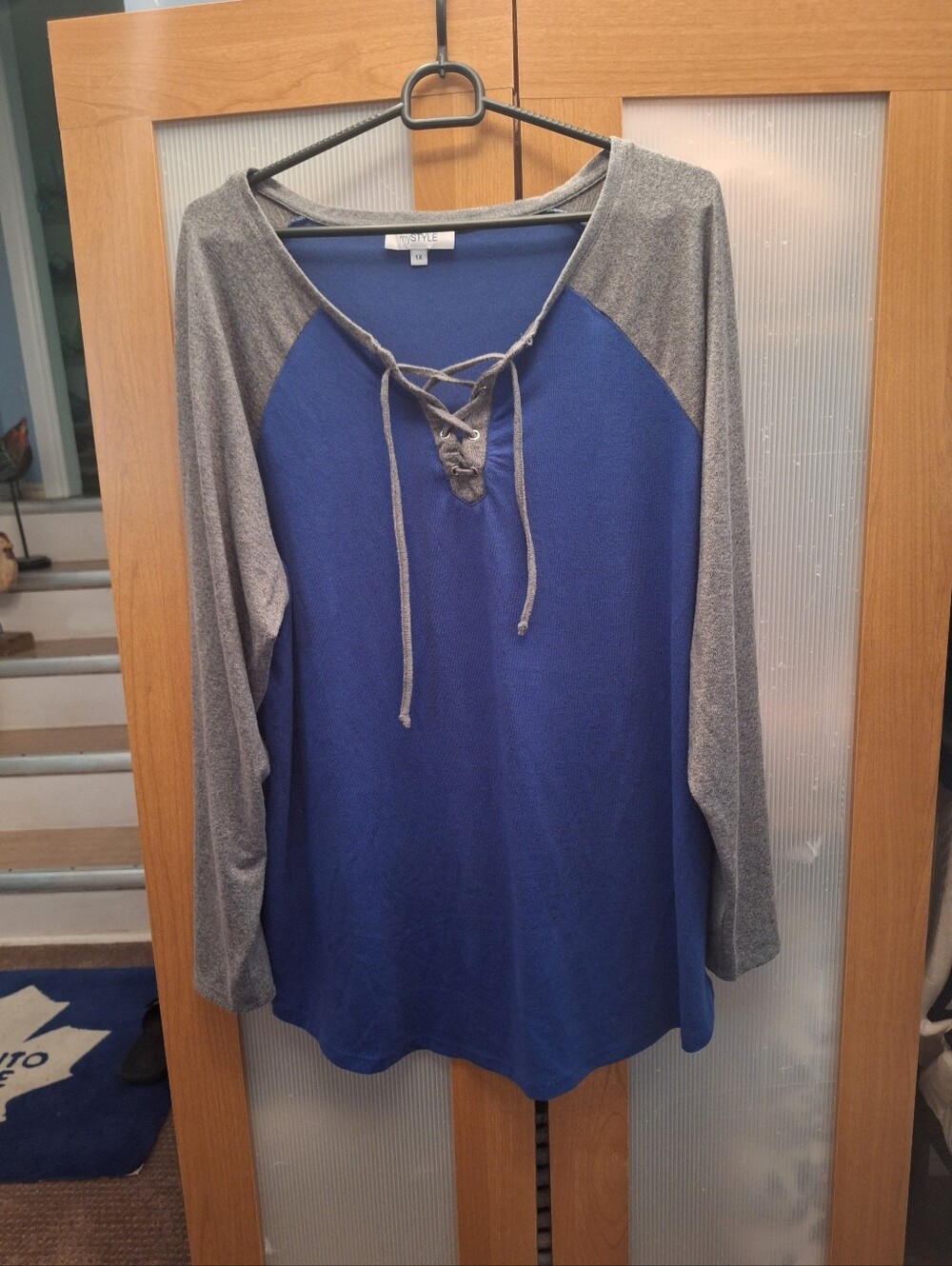 InStyle Plus Size 1X Raglan Baseball Tee Blue Gray Lace Up V-Neck Top